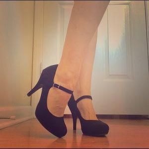 Black Mary Jane Heels